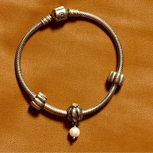 Pandora Silver Bracelet with Pearl Charm - Picture 4 of 5
